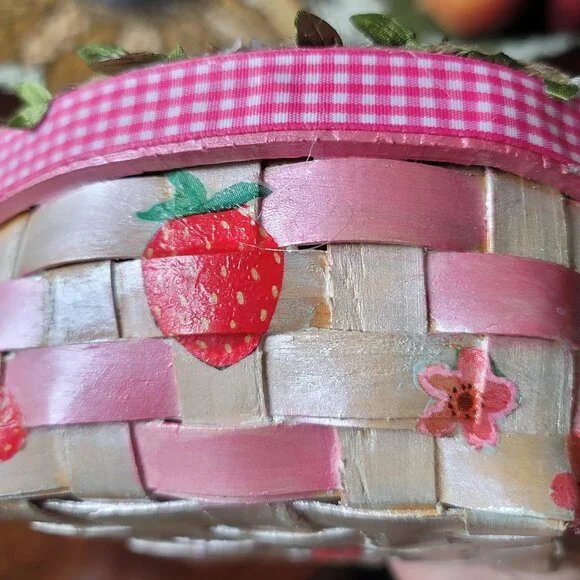 Strawberry Basket with Pink Ribbon & twine with leaves around the rim. Wicker - Picture 9 of 10